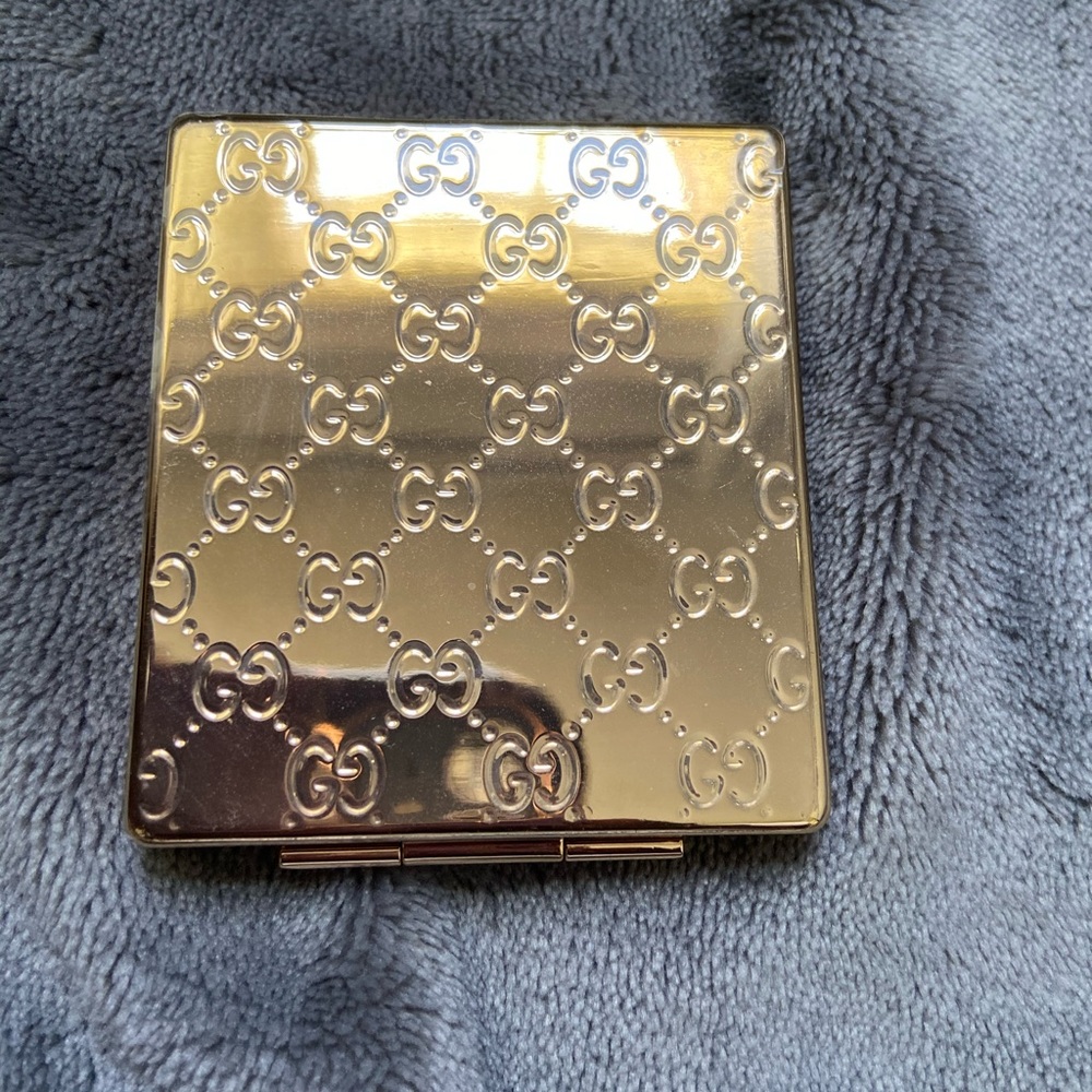 GUCCI COMPACT MIRROR